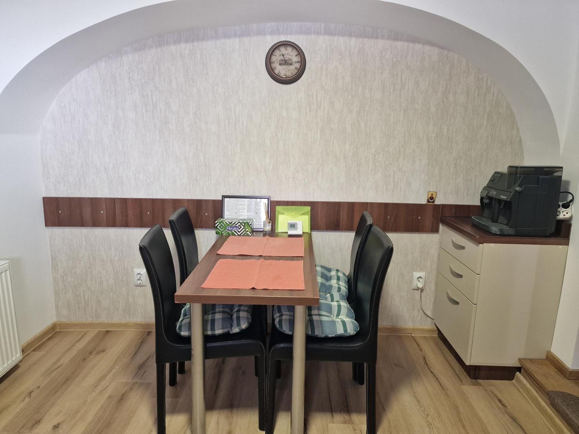 Apartament Lucretia - Centrul Sibiului Εξωτερικό φωτογραφία